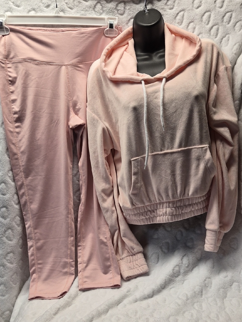 Women's Pink Track Pants & Hoodie Set - Cozy Joggers